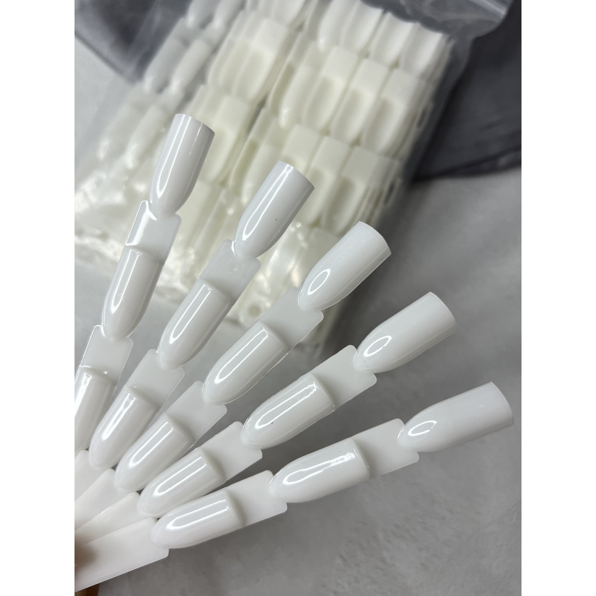 Купить Палитра «веер» 50 шт.  тройная молочная(квадрат) - По Лучший Ценам в РБ. |на dixnail.by ✅