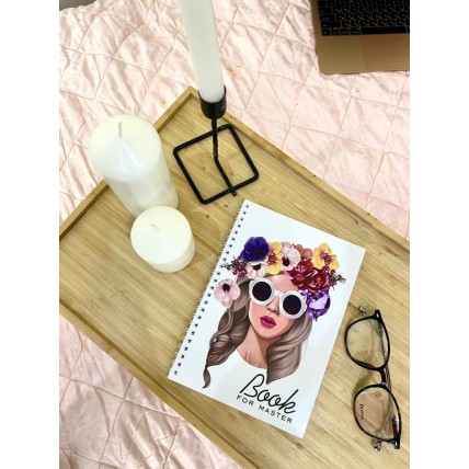 Планер для мастера маникюра