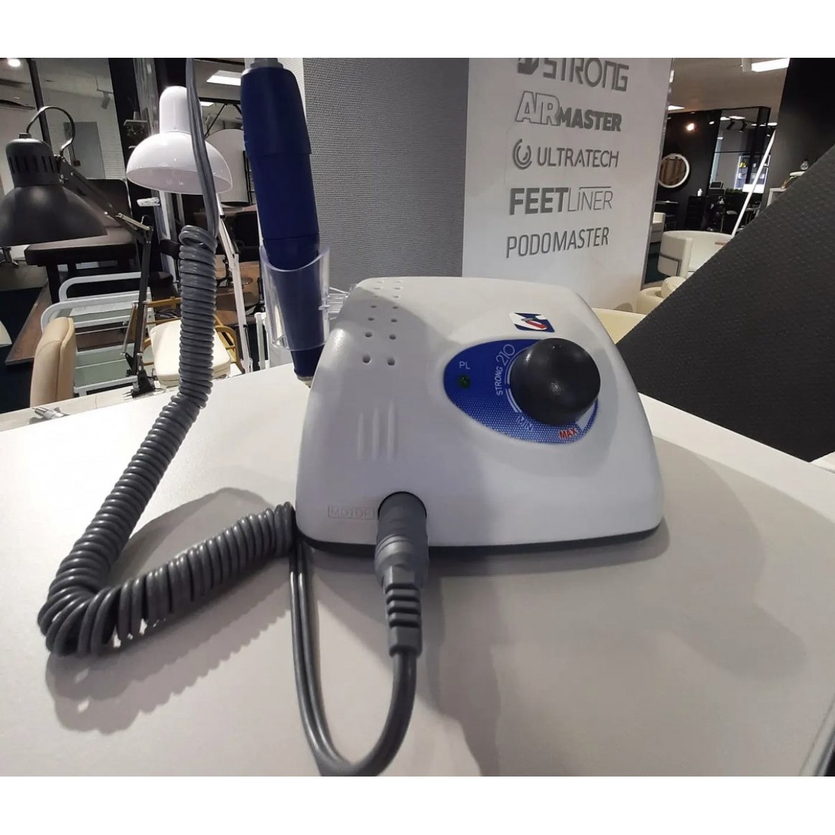 Купить Оригинал  АППАРАТ ДЛЯ МАНИКЮРА STRONG 210/105l (35k) по  Лучший Ценам в РБ. |на dixnail.by ✅