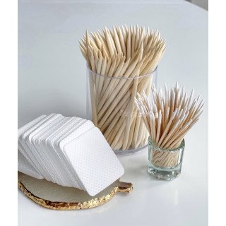 Одноразовые материалы (маски / перчатки / шапочки / салфетки / палочки)